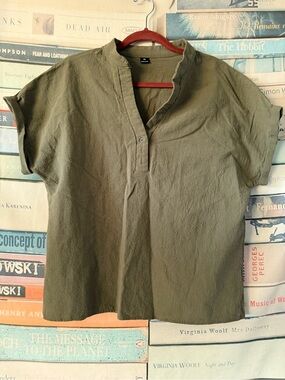 SHEIN, Olive Green Mandarin Collar Short Sleeve Top, XL